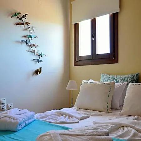 Sobre - Spacious And Comfortable. * Kounoupidhianá